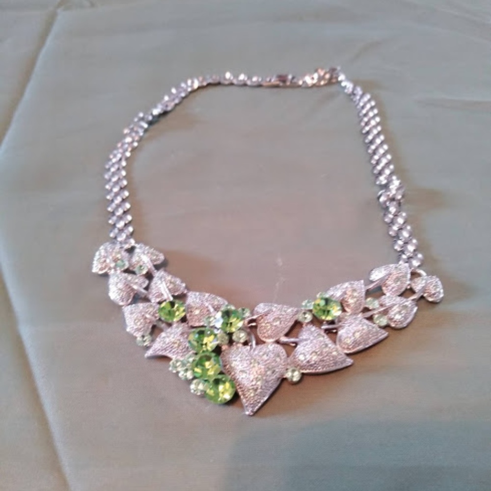 Light Green and Silver Necklace